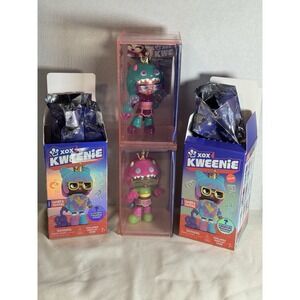 2 XOX Kweenie Quirky Kweens Both Dance Parties Glow In Dark Figurine Complete